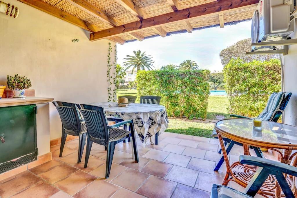 La Isla Casa Barnaby Villa Platja de Larenal Buitenkant foto