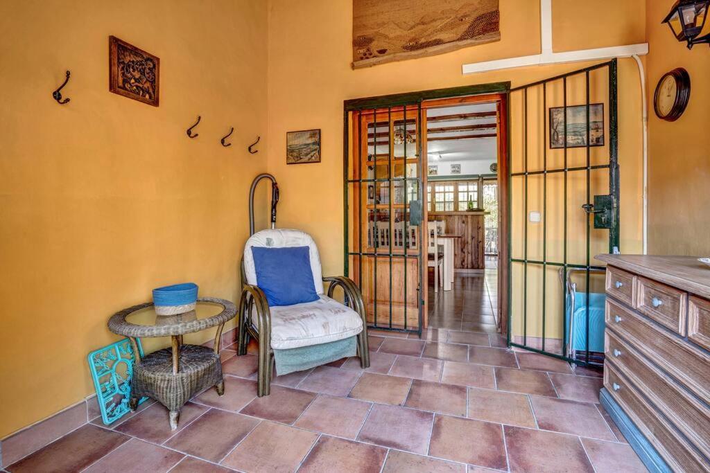 La Isla Casa Barnaby Villa Platja de Larenal Buitenkant foto