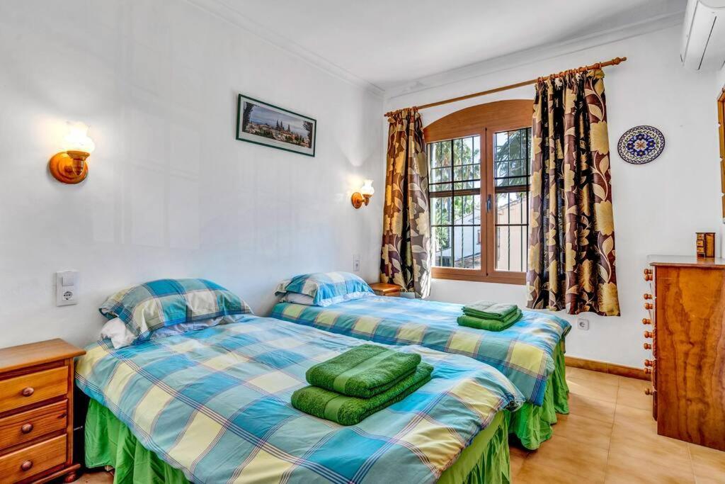 La Isla Casa Barnaby Villa Platja de Larenal Buitenkant foto
