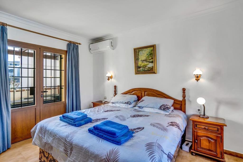 La Isla Casa Barnaby Villa Platja de Larenal Buitenkant foto